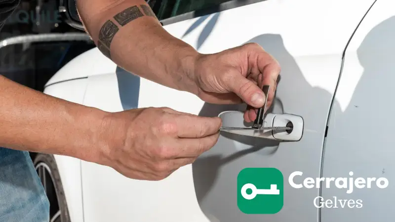 Apertura de vehículos en La Puebla del Río